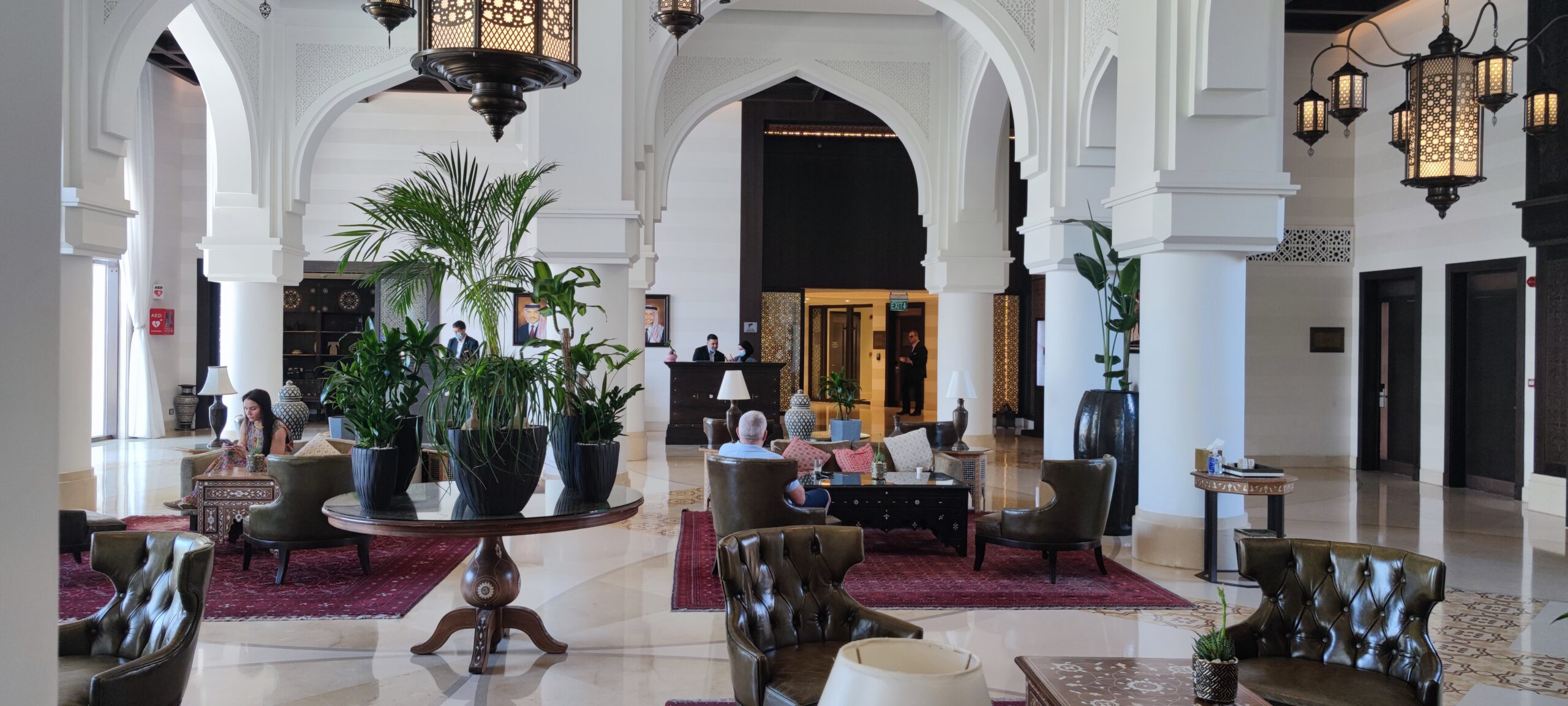Луксозни хотели на брега на морето в Акаба