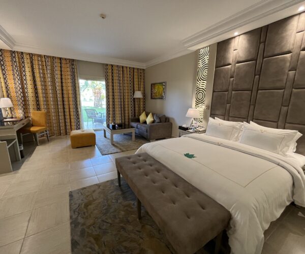 Настаняване в Rixos Sharm в Египет